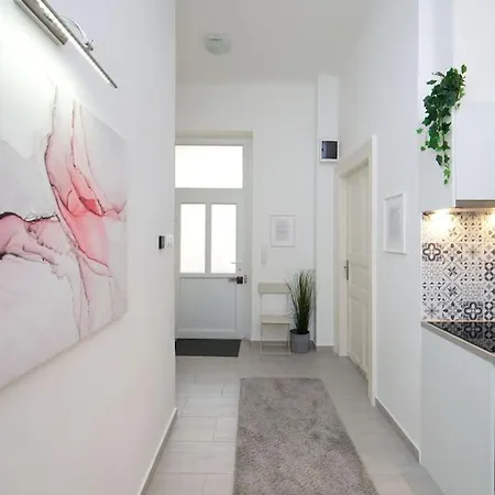 Appartement Spacious Nearby Parliament *